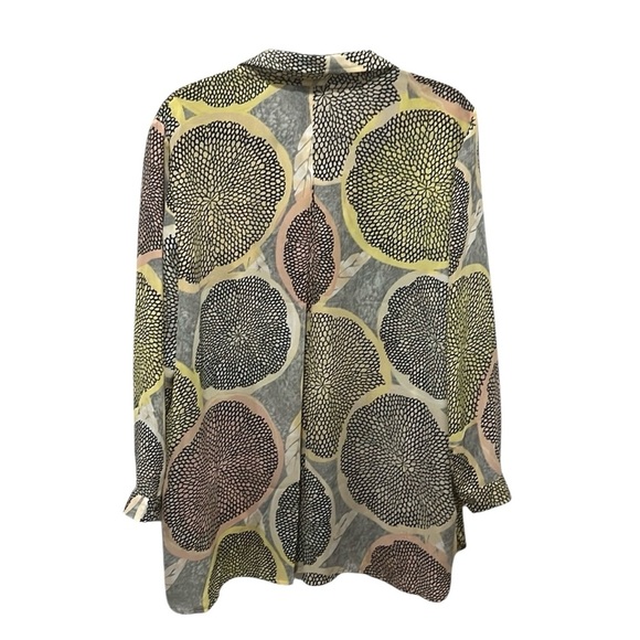 Nic + Zoe multi colored v neck button down blouse size 1X - Picture 2 of 9